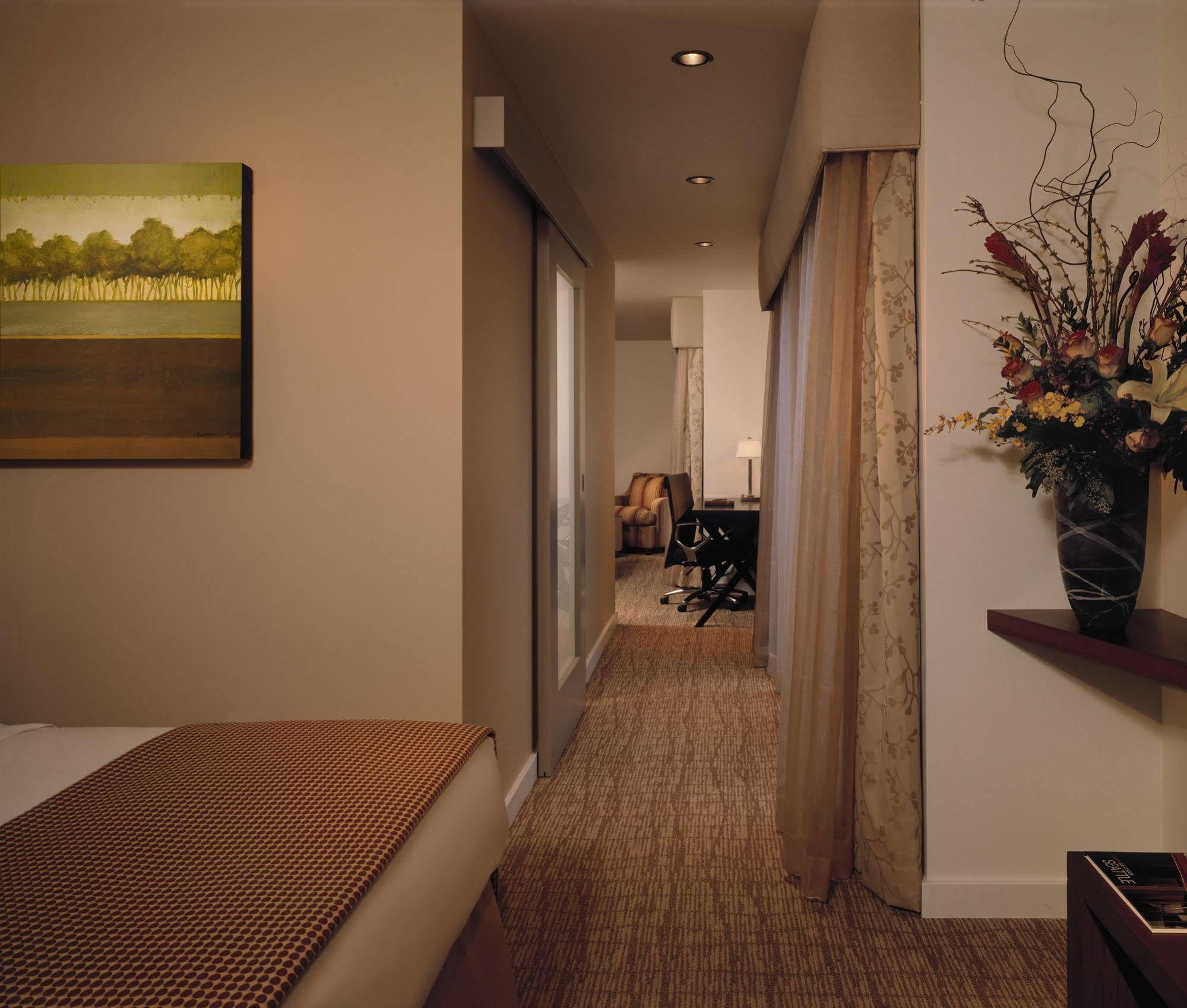 The Heathman Hotel Kirkland Esterno foto